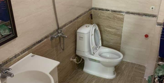 Cần bán gấp nhà 40m2, 5 tầng, 5.5MT, 3 tỷ, Tây Hồ.