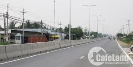 Do cần tiền gấp mình cần bán lại lô đất mặt tiền 830 gần trạm thu phí Bến lức