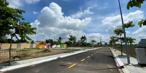 " HOT " : Bán đất mặt tiền tỉnh lộ 44A , đã có sổ , chiết khấu lên đến 10 %