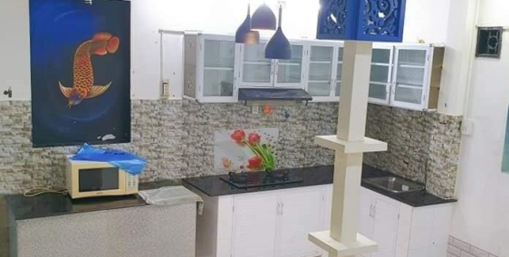 Bán gấp nhà CMT8, Quận 10, 45m2, hẻm 3 gác, 4.5 x 10, giá chỉ 3,6 tỷ.