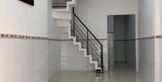 3 TỶ NHỈNH, 30M2, HẺM XE TẢI 3M CMT8, PHƯỜNG 13, QUẬN 10.