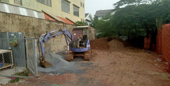 Bán lô đất 75 triệu/m2 vị trí đẹp nằm ngay chợ Phú Thuận, P.Phú Thuận, Quận 7