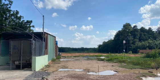 Chủ ngộp cần bán gấp 380m2 Tân Uyên- Bình Dương Giá 650 triệu SHR