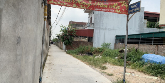 bán nhà 3 tầng 94m2, thôn Đoài, Phú Minh, Sóc sơn, đường 4m, giá 1,4 tỷ. LH-