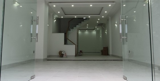 Cho thuê nhà mới sang trọng để KD khách sạn tại Lê Trọng Tấn, Vũng Tàu