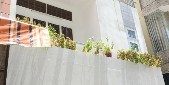 Nhà (3.23 x 18m) 1 lầu, vào ở ngay hẻm 769 Phạm Thế Hiển P4 Q8