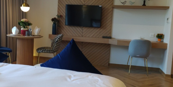 cần bán căn hộ 1pn cách biển 200m,đầy đủ tiện ích xung quanh