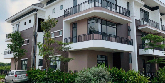 Villa - Nhà phố sân vườn view hồ sinh thái 120ha mặt tiền Phan Văn Hớn