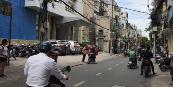 Bán Nhà MT Nguyễn Văn Đậu, P.11, Bình Thạnh, DT: 16x40m, Giá 59 tỷ