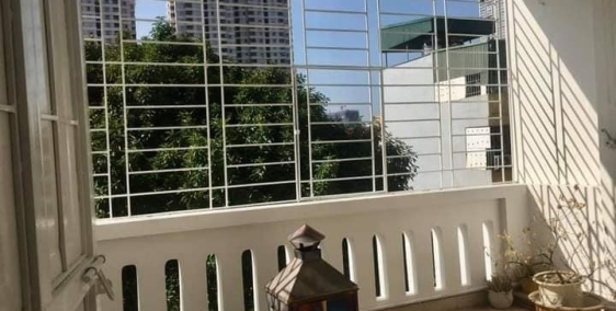 Cần GẤP Mọi Giá! Cầu Giấy, thoáng vĩnh viễn, Gần Phố, Nở hậu, 35m,4T,2.75 tỷ