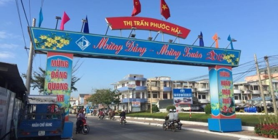 Bán căn nhà cấp 4 MẶT TIỀN đường chính ven biển thị trấn Phước Hải, huyện Đất Đỏ