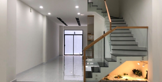 Nhà mới 1 trệt 3 lầu siêu đẹp (300m2 sàn) đường GS2 khu Big C, Dĩ An, BD