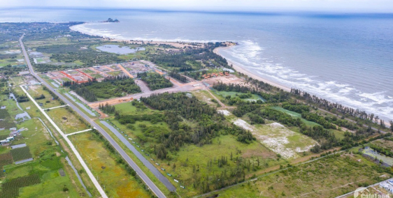 Bán Shophouse biển 2 mặt tiền 1 trệt 2 lầu (6x18m), Sở hữu vĩnh viễn, TT 1%/th