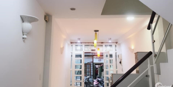 Bán nhà HXH Đường Ngô Quyền 45m2(5x9) giá là 5.5 tỷ, Quận 10.