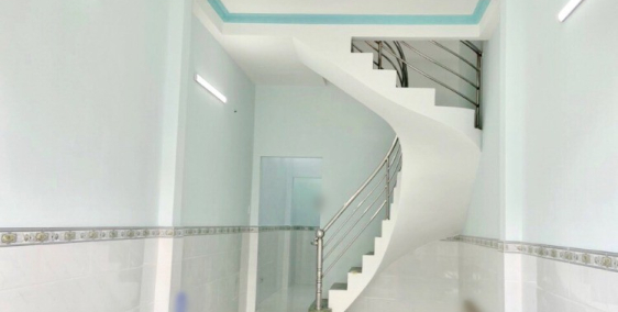 Nhà mới (3.1*12.5m/NH) 1 lầu, 2pn mặt tiền Tùng Thiện Vương P12 Q8