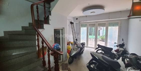 HXH 7 chỗ đỗ cửa - Trung Tâm Phú Nhuận - Sát khu VIP Phan Xích Long - 6.6 tỷ