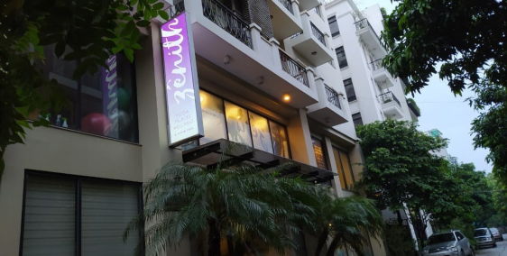 Bán tòa Apartment xây hết đất 213m2, 7 tầng phố chuyên Tây -  Tô Ngọc Vân.