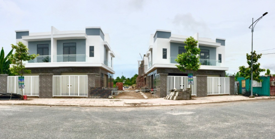 Bán nhà tại Vĩnh Long Village, Phường Tân Ngãi,Vĩnh Long.DTSD 198m2 giá 1,850 tỷ