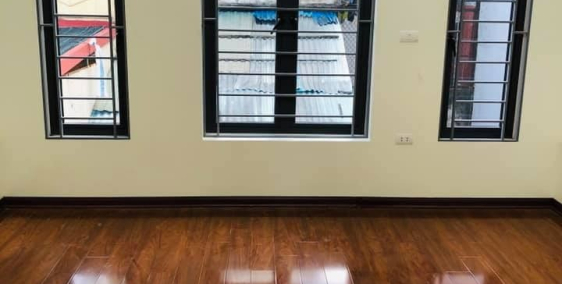 Bán nhà mặt ngõ, kinh doanh phố Đào Tấn, 30m2, 3.25 tỷ