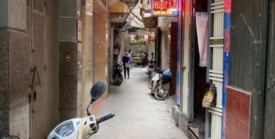 Nhà 35m2 kinh doanh tốt phố Đào Tấn giá 3.9 tỷ