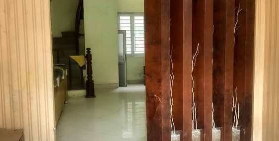 Bán nhà 2 mặt ngõ thông thoáng Võ Chí Công, 45m 4.6 tỷ