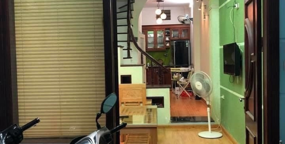 Bán nhà Đông Quan DT 30mx5 tầng ,otô tránh ,giá 3.5 tỷ