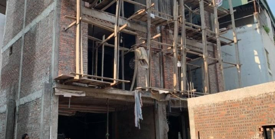 BÁN NHÀ THẠCH BÀN LONG BIÊN DT 31M2 4T MỚI XÂY