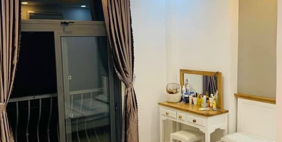 bán nhà cực đẹp Hồ Bá Kiện Quận 10, 3 tầng hẻm xe hơi giá chỉ 4.7 tỉ