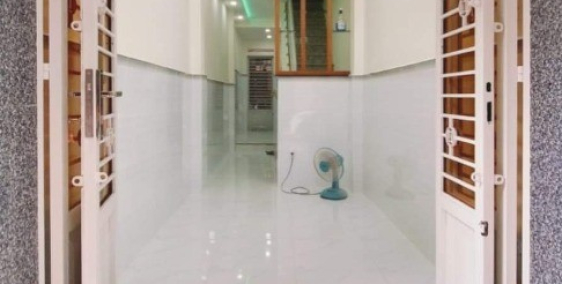 Mua ngay nhà CMT8 Quận 10 cuối năm đón Tết, 3 tầng giá chỉ 3.3 tỉ