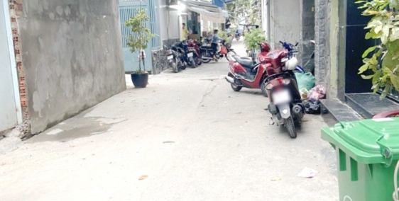 4.47*20.8m/2lầu ST 8PN/mới hẻm184 Âu Dương Lân Phường 3 Quận 8