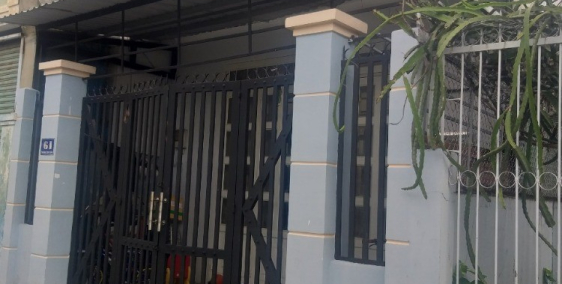 Bán nhà đường Tân Sơn Nhì DT 4,3x18m cấp 4 lững tiện xây mới