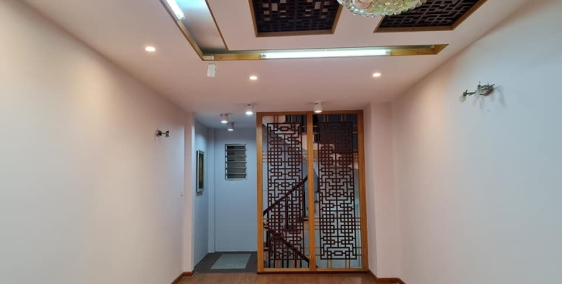 Bán nhà Đường Lạc Long Quân, Tây Hồ 35m2, 5T, giá 4.1 tỷ, nhà mới đẹp, siêu rẻ.