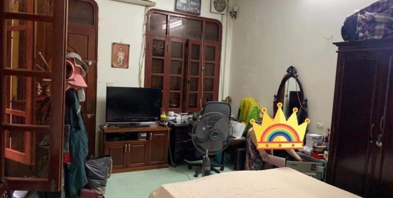 Bán Nhà 5 Tầng Ngõ Royal City , 38m2 giá nhỉnh 3 tỷ kinh doanh tốt