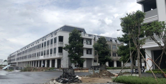 Nhà khu Lavilla Green City 1 trệt, 2 lầu . Đã có sổ hồng