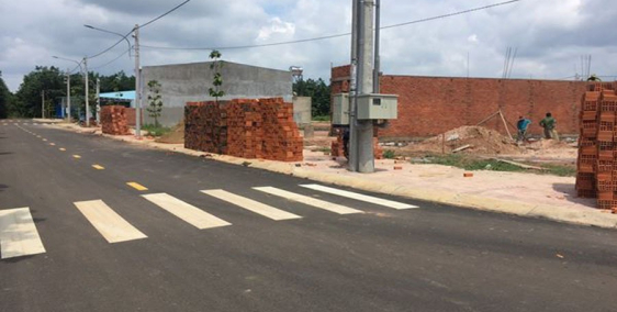 đất tiến hưng đồng xoài giá bể, cần bán gấp!