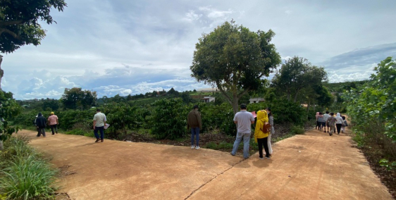 Bán miếng vườn đẹp tại xã Nam Hà- Lâm Đồng, chỉ 1.3 triệu/m2