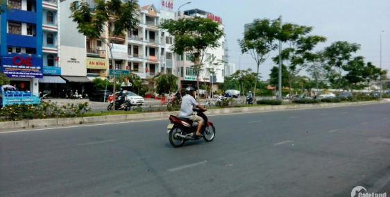 Bán Mặt tiền Trần Não, P. Bình An, Q.2, DT: 40x60m, 2400m2, 530 tỷ