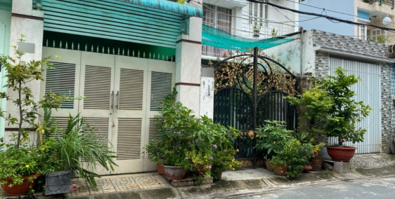 Bán gấp lô đất mặt tiền đường số 33 P.Tân Kiểng Quận 7