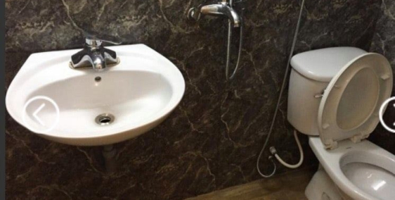 Cho thuê nhà mặt phố cổ Hàng Cân 45m2*2T. MT 4,5m. Giá thuê 34tr/th