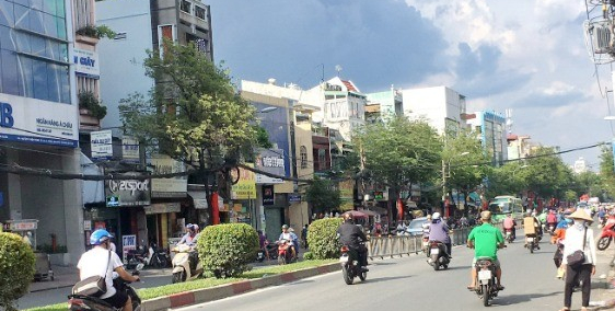 Cho thuê nhà 2 lầu mặt tiền đường Tùng Thiện Vương Phường 12 Quận 8