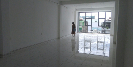 Nhà Nguyên căn 1 Hầm 4 Lầu tiện làm Văn Phòng - Spa - Ngân Hàng