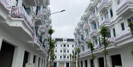 Nhà Phố LK Chỉ Cần 2,8 Tỷ Nhận Nhà Ở Luôn