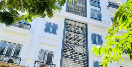 Chủ nhà cần bán gấp nhà mp Đông Quan 300m2 11 tầng mặt tiền 4m giá 57 tỷ