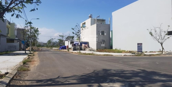 Bán lô đất mặt tiền Hùng Vương chỉ 4.2tr/m2 thổ cư