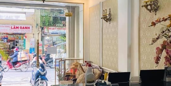 KHÁCH SẠN MẶT PHỐ CỔ - 8 TẦNG x 105M  2 THANG MÁY