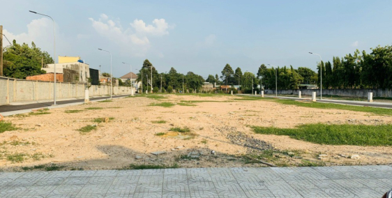 Cần bán 120m2 đất mặt tiền, Cây Da,củ chi,SHR,giá 800tr