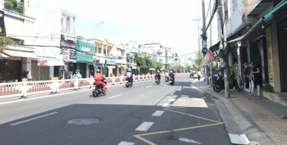 Bán nhà mặt tiền đường 30/4 hướng Đông Nam "Nở Hậu" phường Rạch Dừa Vũng Tàu