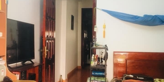 5.35 tỷ Nhà Gỉang Võ,Ba Đình 42mx4tầngxMT3.4m.Thoáng sáng gần phố