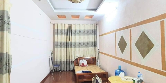 Bán gấp nhà 526.XX Lê Hồng Phong Q10 33m2 chỉ 5 tỷ, hẻm lớn sổ sạch