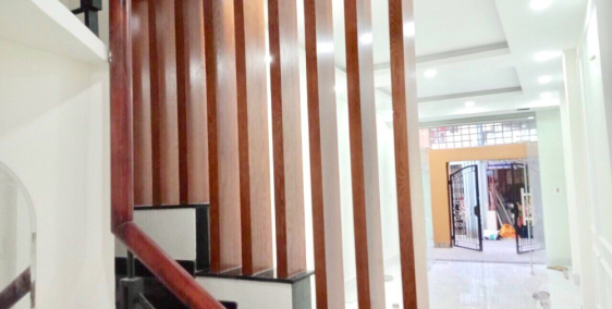 Bán nhà (3.3*17/nở hậu) 2 lầu Âu Dương Lân P3 Q8